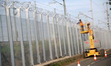 Ancora un muro per recludere l'Europa. Lo costruisce la Gran Bretagna, a Calais